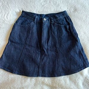 Thrifted dark denim skirt- Small
